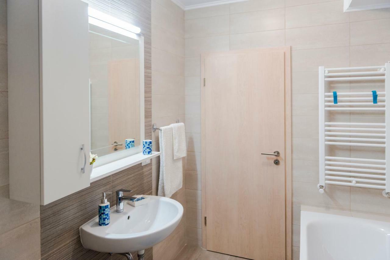Friendly Rentals Brasov Bagian luar foto